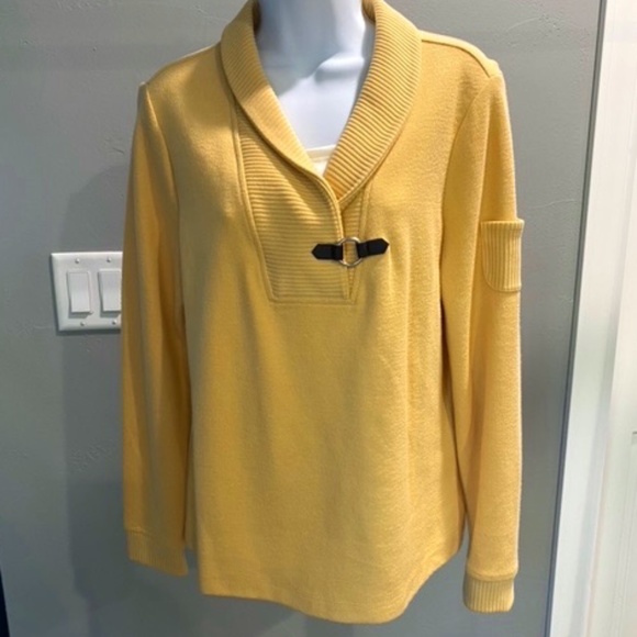 Studio Works Pull over Top - Picture 1 of 10